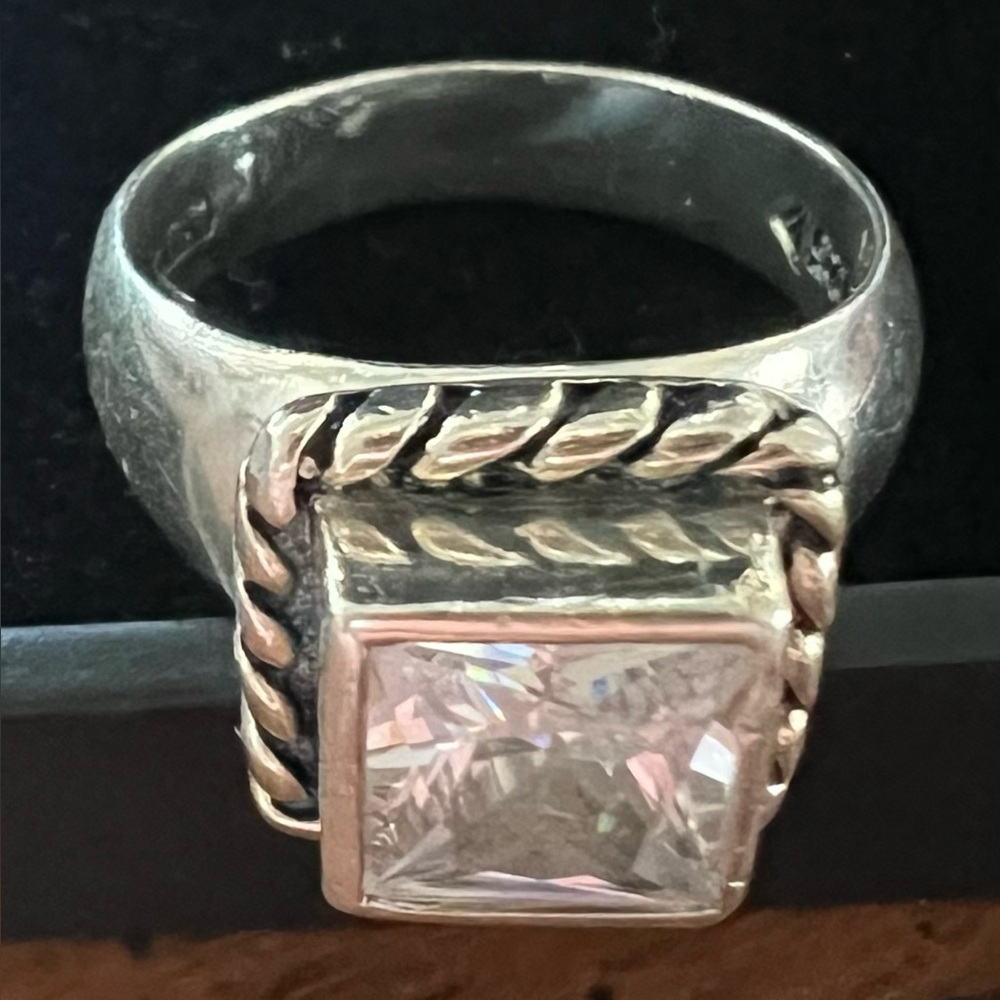 Silpada silver ring size 7